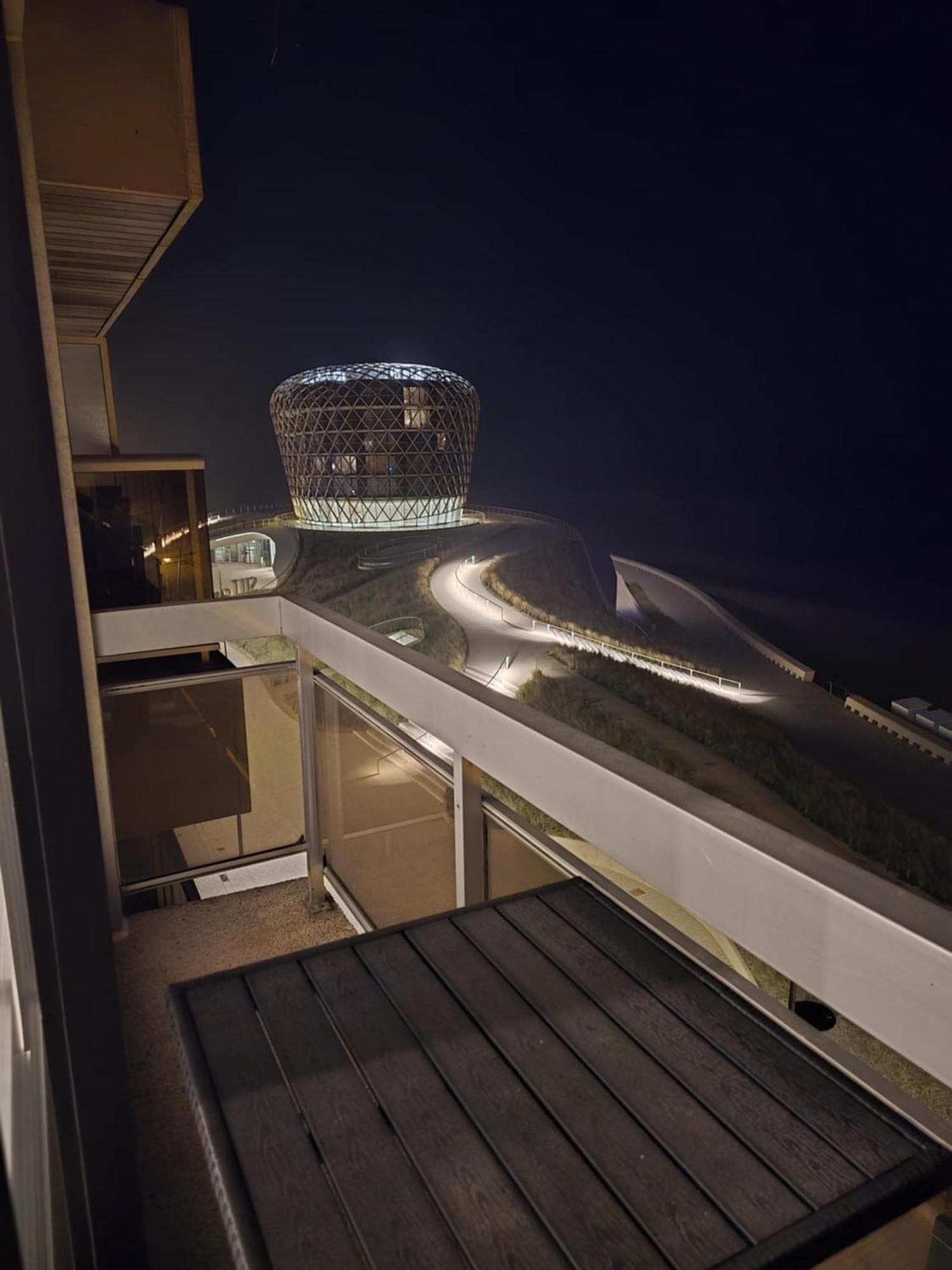 Zeezicht, Volledig Gerenoveerd Luxe Appartement Middelkerke Eksteriør billede